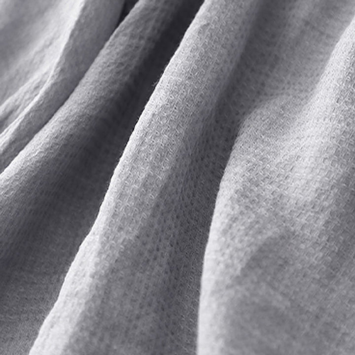 Camisa de lino y algodón para mujer con mangas tres cuartos y diseño de Buddha Stones con botones y cordones - image 5