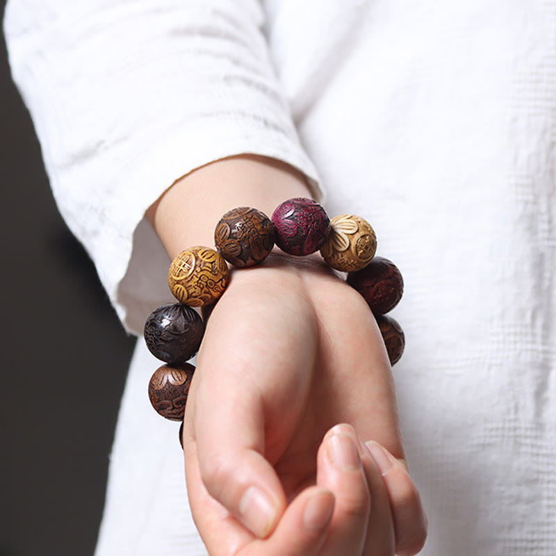 Pulsera curativa con Buddha Stones talladas en sándalo, símbolo del zodíaco chino, dragón auspicioso, fénix y Fu.