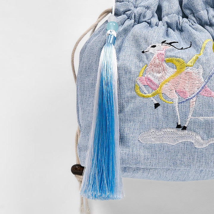 Bolso bandolera de lino y algodón con bordado de Buddha Stones, ciervo azul claro, nubes auspiciosas