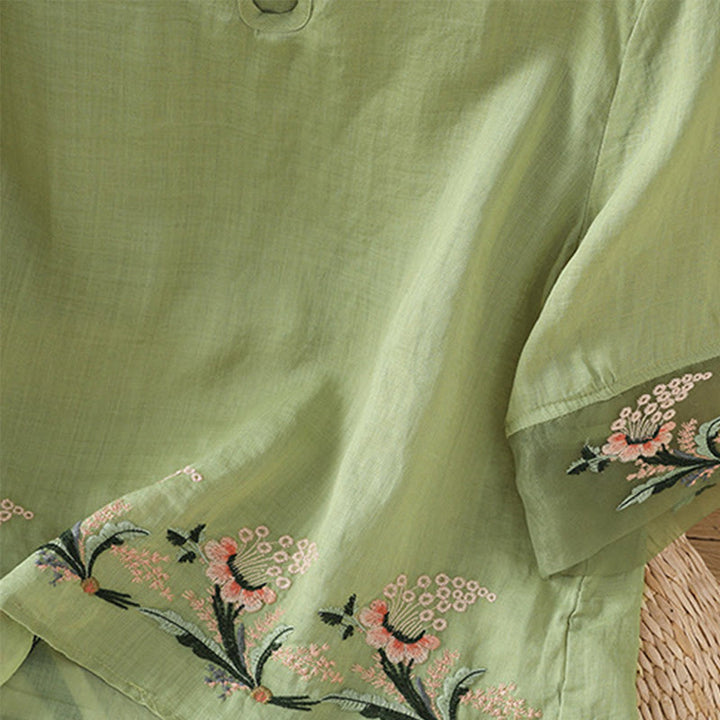 Camisa informal de poliéster con cuello redondo, manga corta y botones de rana para mujer con bordado floral de Buddha Stones - image 2