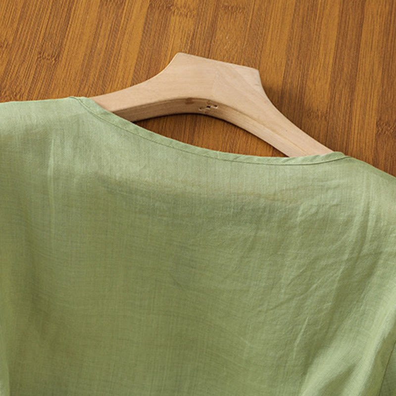 Camisa informal de poliéster con cuello redondo, manga corta y botones de rana para mujer con bordado floral de Buddha Stones - image 4