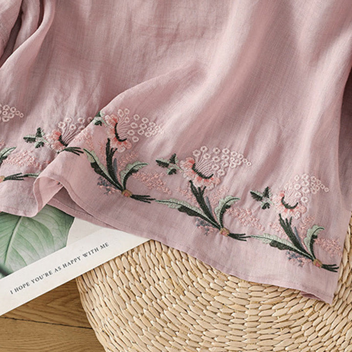 Camisa informal de poliéster con cuello redondo, manga corta y botones de rana para mujer con bordado floral de Buddha Stones - image 17