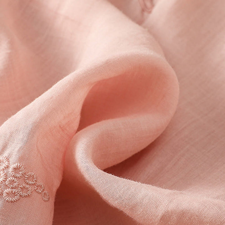 Camisa informal de poliéster con cuello redondo, manga corta y botones de rana para mujer con bordado floral de Buddha Stones - image 23