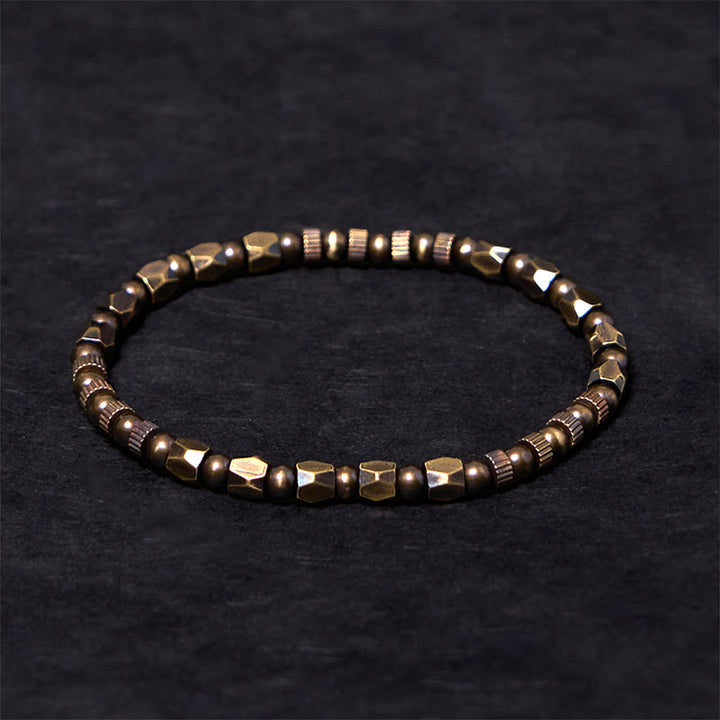 Pulsera de la suerte de cobre y latón con diseño irregular y desgastado retro con Buddha Stones