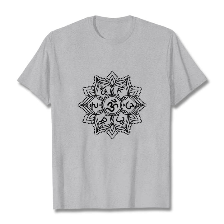 Camiseta con Buddha Stones, Mandala, flor, Om Mani Padme Hum, Mantra sánscrito - Gris claro - 2XL - image 19