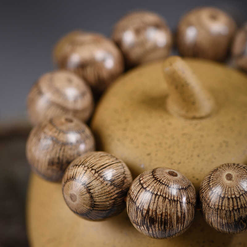 Pulsera protectora de cuentas de madera de gnetum con Buddha Stones - image 10