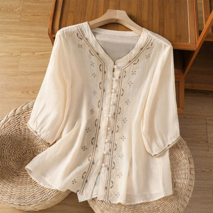 Camisa informal de poliéster con cuello en V y media manga con botones de rana y bordado de Buddha Stones para mujer - Beige - US12, UK/AU16, EU44 (2XL) - image 0
