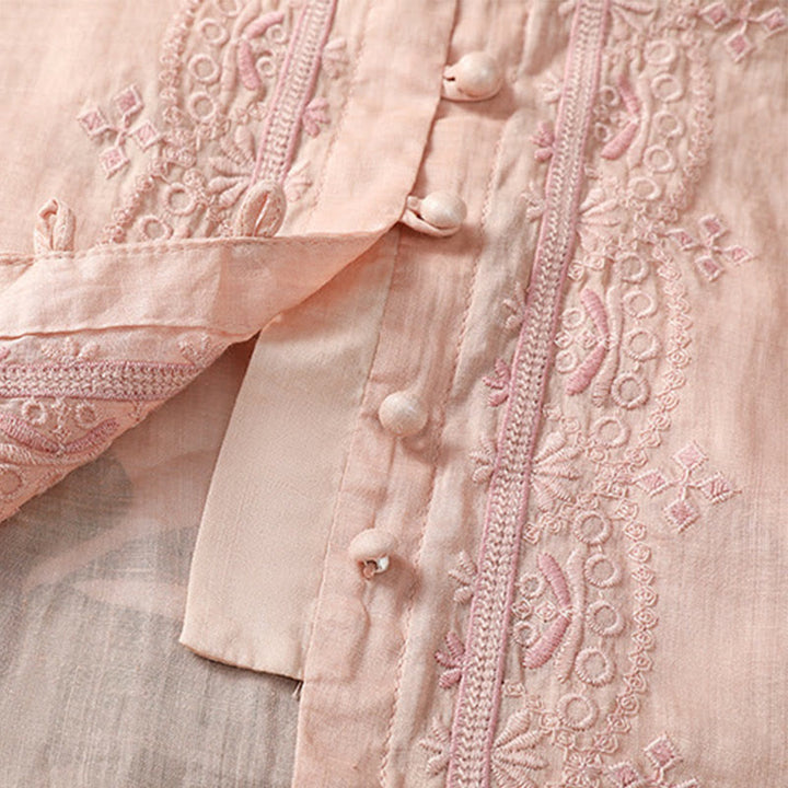 Camisa informal de poliéster con cuello en V y media manga con botones de rana y bordado de Buddha Stones para mujer - image 28