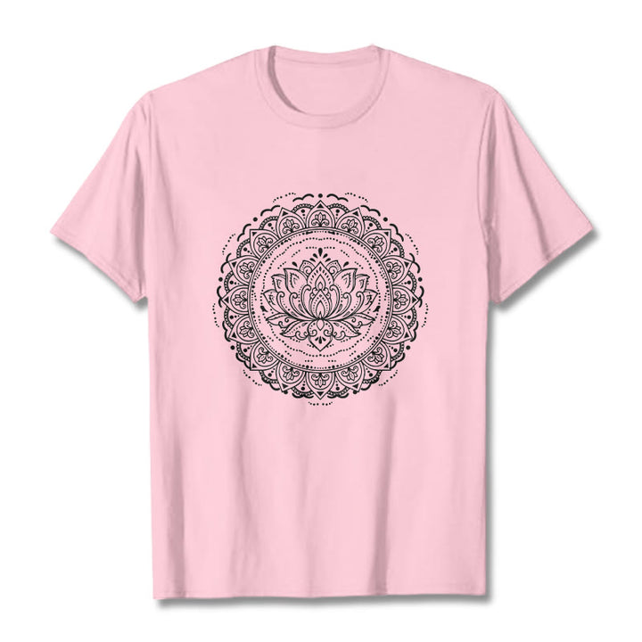 Camiseta con estampado de flor de loto y mandala de Buddha Stones - Rosa claro - 2XL - image 13