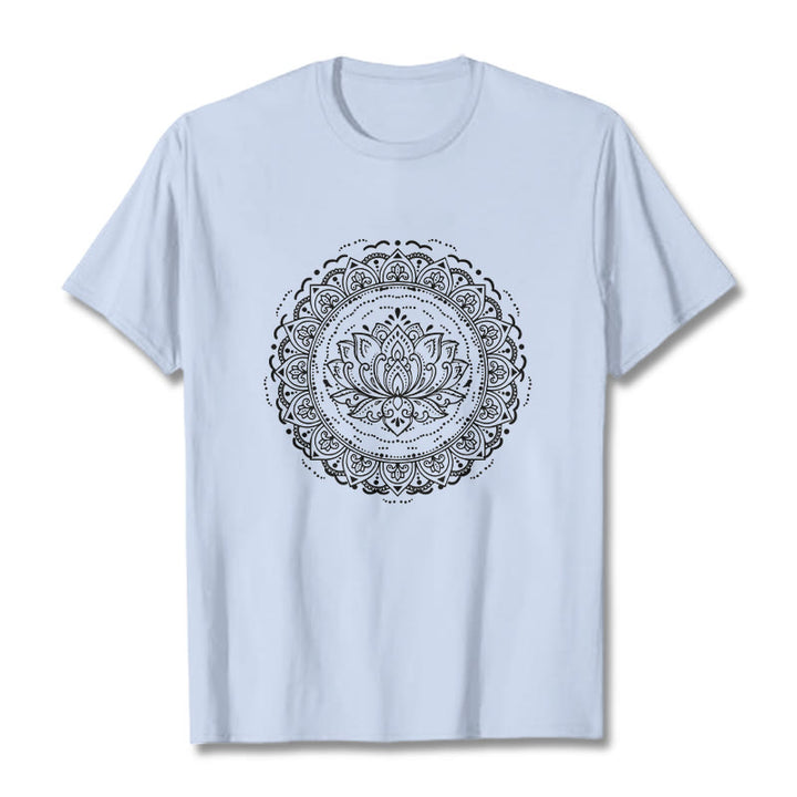 Camiseta con estampado de flor de loto y mandala de Buddha Stones - Cian claro - 2XL - image 19