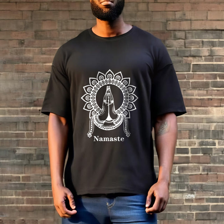 Camiseta con estampado de mandala y gesto de Namaste con Buddha Stones - image 2