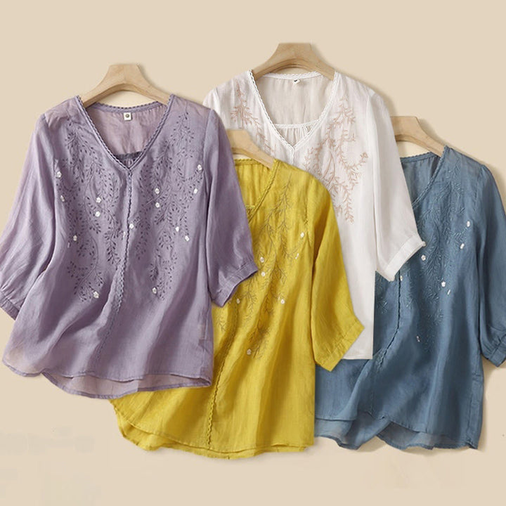 Camiseta de mujer de manga corta con cuello en V y estampado de ramas florales bordadas, estilo casual veraniego con Buddha Stones. - image 8