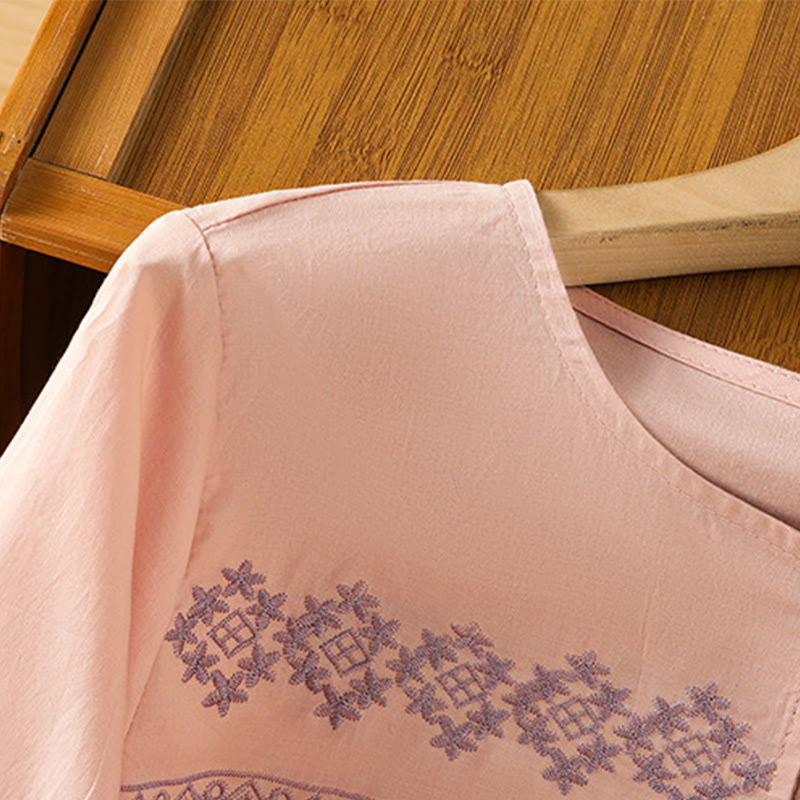 Camisa de algodón para mujer con mangas largas tipo farol y botones plisados ​​con bordado de Buddha Stones - image 13