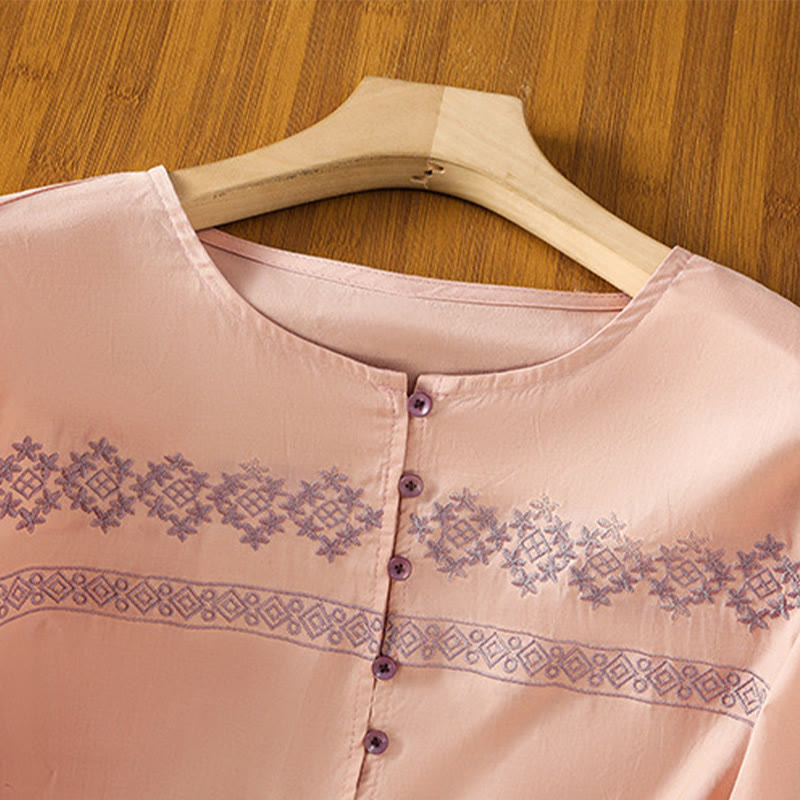 Camisa de algodón para mujer con mangas largas tipo farol y botones plisados ​​con bordado de Buddha Stones - image 11