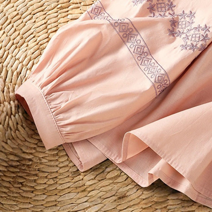 Camisa de algodón para mujer con mangas largas tipo farol y botones plisados ​​con bordado de Buddha Stones - image 15