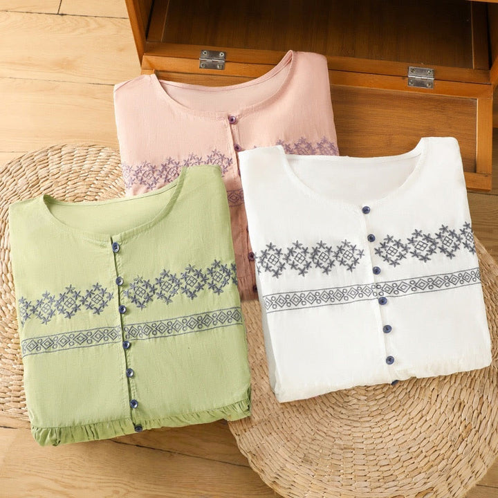 Camisa de algodón para mujer con mangas largas tipo farol y botones plisados ​​con bordado de Buddha Stones - image 30