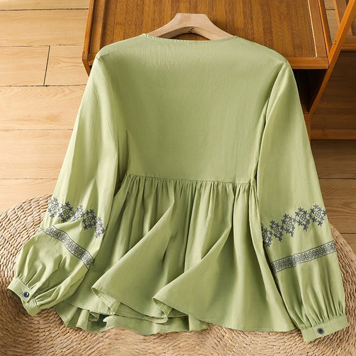 Camisa de algodón para mujer con mangas largas tipo farol y botones plisados ​​con bordado de Buddha Stones - image 20