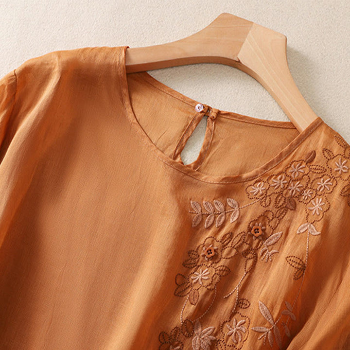 Camiseta de algodón y lino de media manga para mujer con bordado floral de Buddha Stones y dobladillo con abertura - image 11