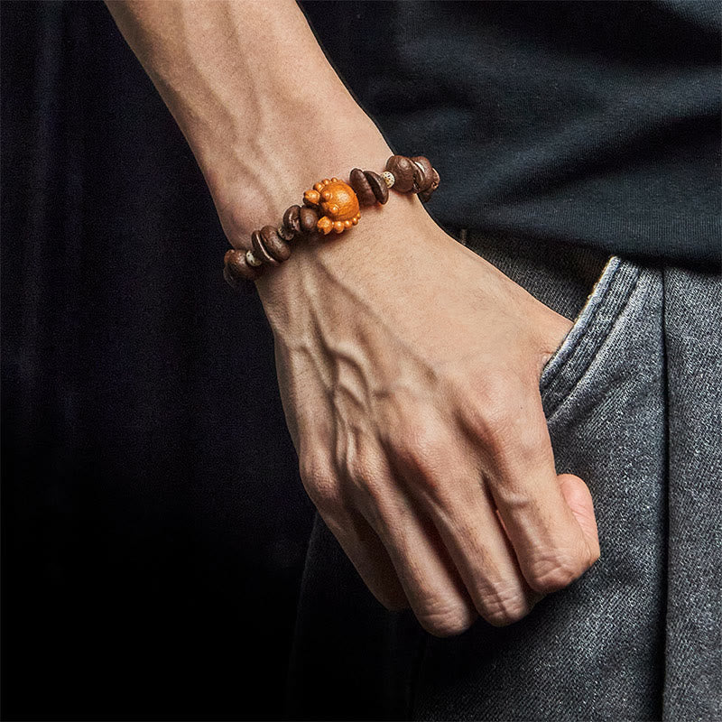 Pulsera de madera de wengué hecha a mano con Buddha Stones, cangrejo, monedas de cobre, granos de café - image 6