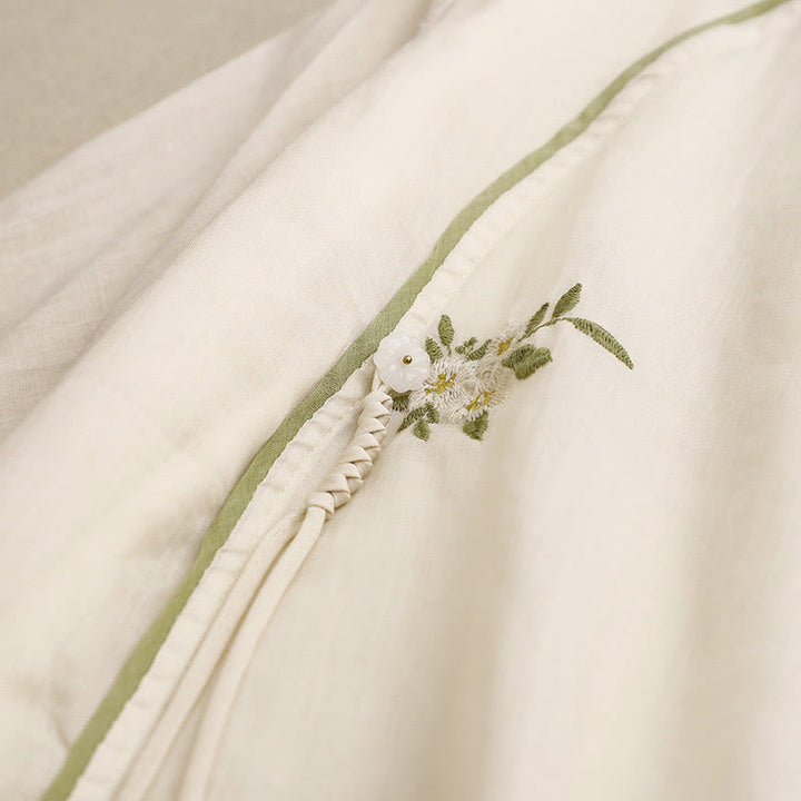 Camisa de algodón para mujer con cuello redondo, manga tres cuartos y bordado de hojas verdes y flores beige de Buddha Stones - image 4