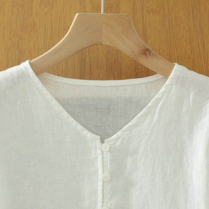 Camisa de mujer con cuello en V, media manga y botones lisos de Buddha Stones - image 8