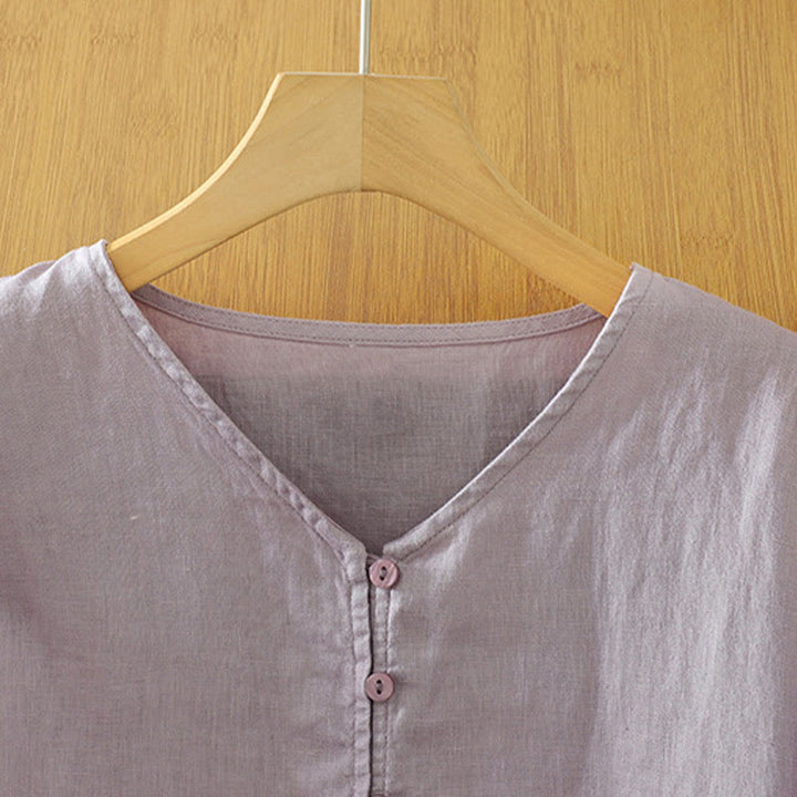 Camisa de mujer con cuello en V, media manga y botones lisos de Buddha Stones - image 27