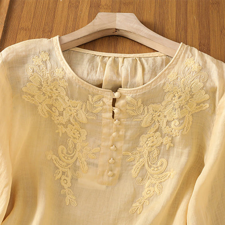 Camisa de algodón para mujer con cuello redondo, manga tres cuartos y botones bordados con flores y Buddha Stones - image 4