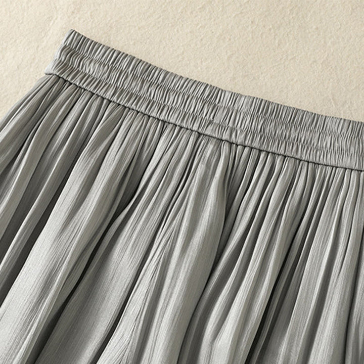 Pantalones de mujer de pierna ancha con bolsillos, diseño plisado en gris claro con estampado de Buddha Stones y cintura elástica. - image 5