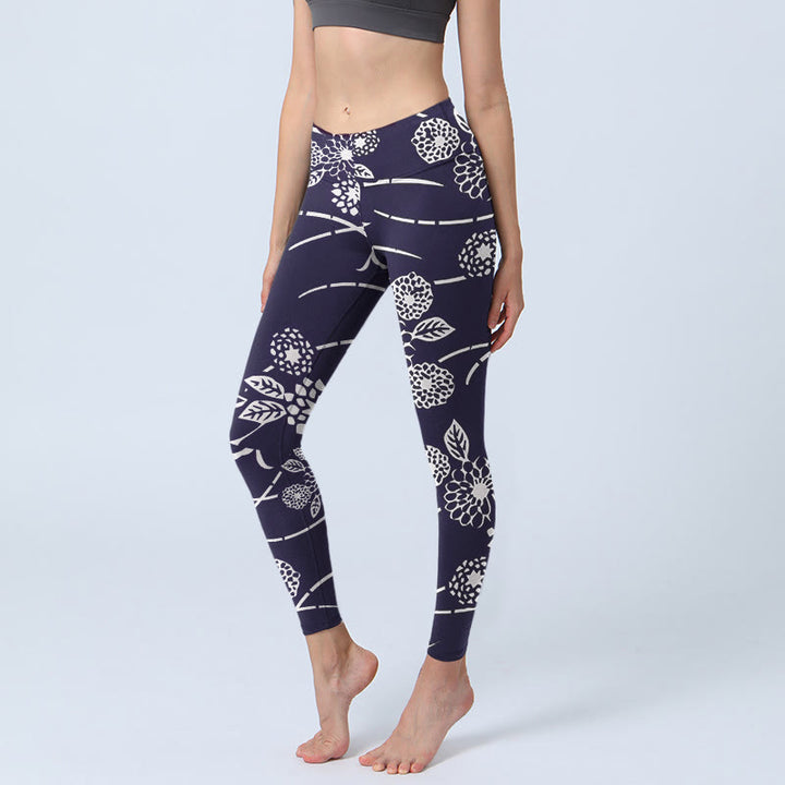 Leggings de yoga para mujer con estampado de crisantemos y Buddha Stones en blanco - Negro - US18，UK/AU22，EU50 (4XL) - image 0