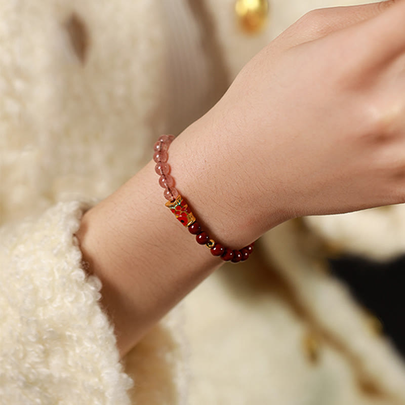 Pulsera de bendición de peces koi de la suerte con cuarzo fresa y cristal rosa cinabrio natural de Buddha Stones - image 4