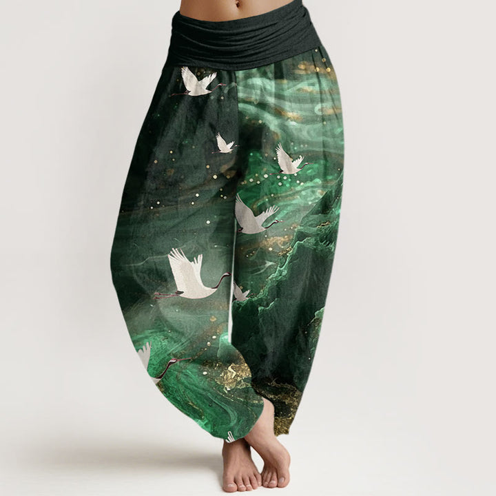 Pantalones bombachos de cintura elástica para mujer, de algodón con estampado de grullas voladoras y Buddha Stones. - Verde bosque - US22，UK/AU26，EU54 (6XL) - image 0