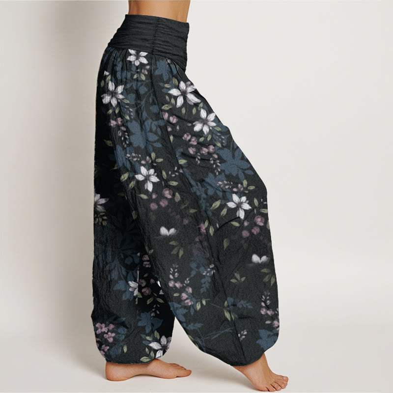 Pantalones harén de algodón puro con diseño de Buddha Stones y pequeñas flores blancas y hojas verdes para mujer, con cintura elástica