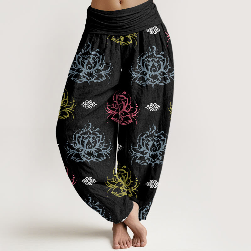 Pantalones tipo harem para mujer, de algodón, estilo casual, con estampado de flores de loto en varios colores y Buddha Stones. - Negro - US22，UK/AU26，EU54 (6XL) - image 0