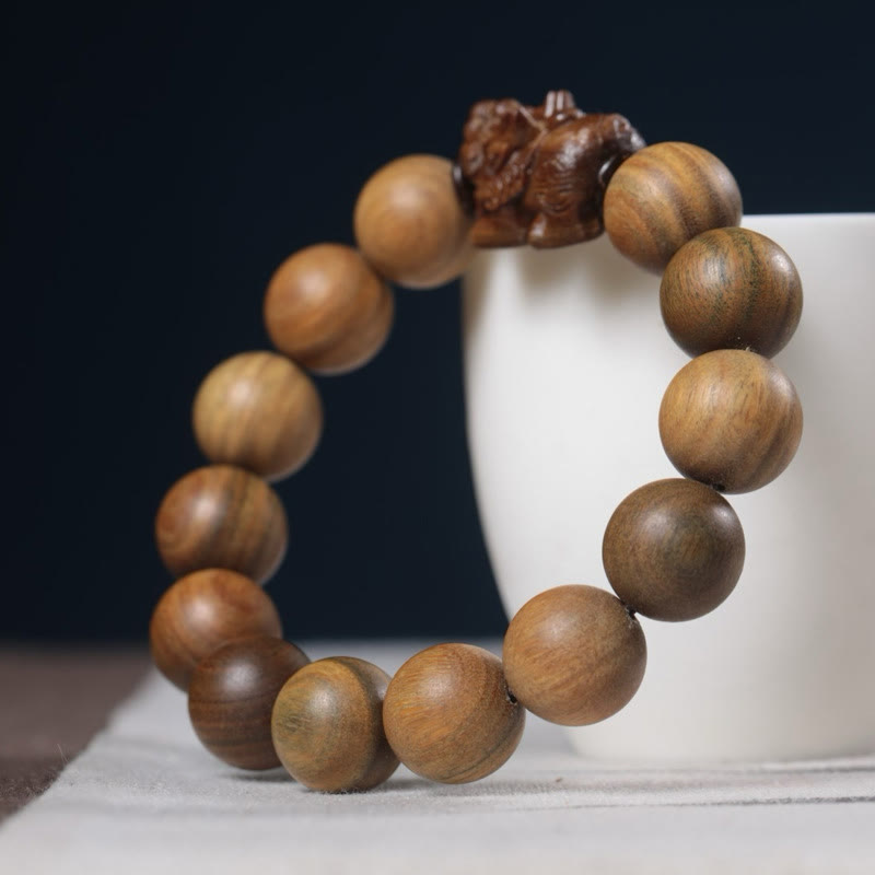 Pulsera Pixiu de sándalo verde con Buddha Stones para atraer la riqueza - image 2