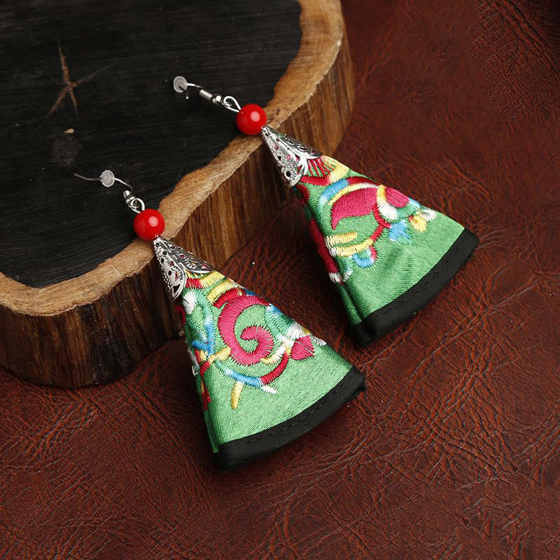 Pendientes de armonía con bordado Yi en forma de abanico y Buddha Stones hechos a mano - Verde (postes de aleación) - image 4