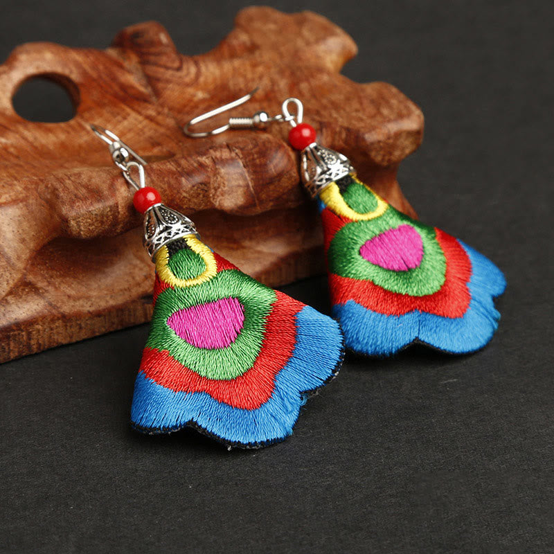 Pendientes de armonía con bordado Yi colorido y Buddha Stones hechos a mano - Color más externo: azul cielo (postes de aleación) - image 7