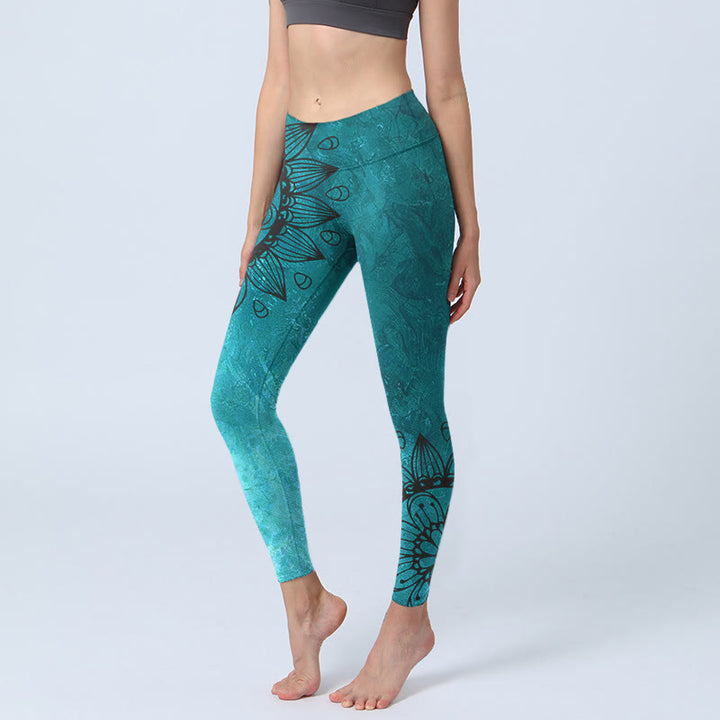 Leggings de yoga para mujer con estampado de girasoles verdes y piedras de Buddha Stones - Cadete Azul - US18，UK/AU22，EU50 (4XL) - image 0