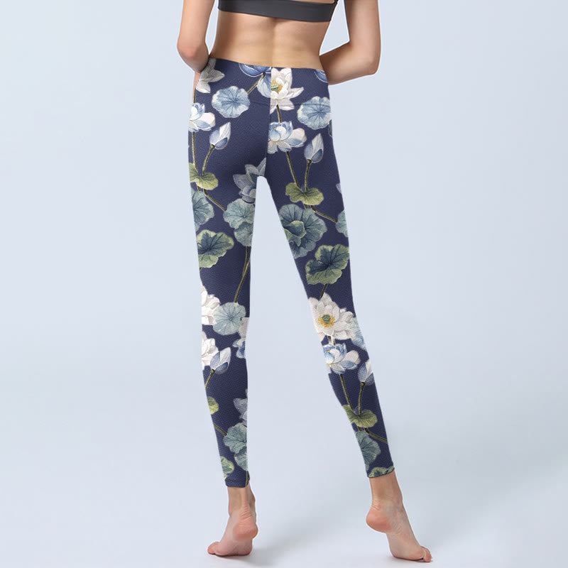 Leggings de yoga para mujer con estampado de pintura al óleo de flores de loto azules y blancas y Buddha Stones - image 6