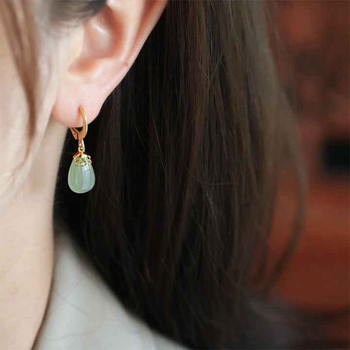 Pendientes de cobre con forma de gota de agua y calcedonia verde de Buddha Stones - image 19