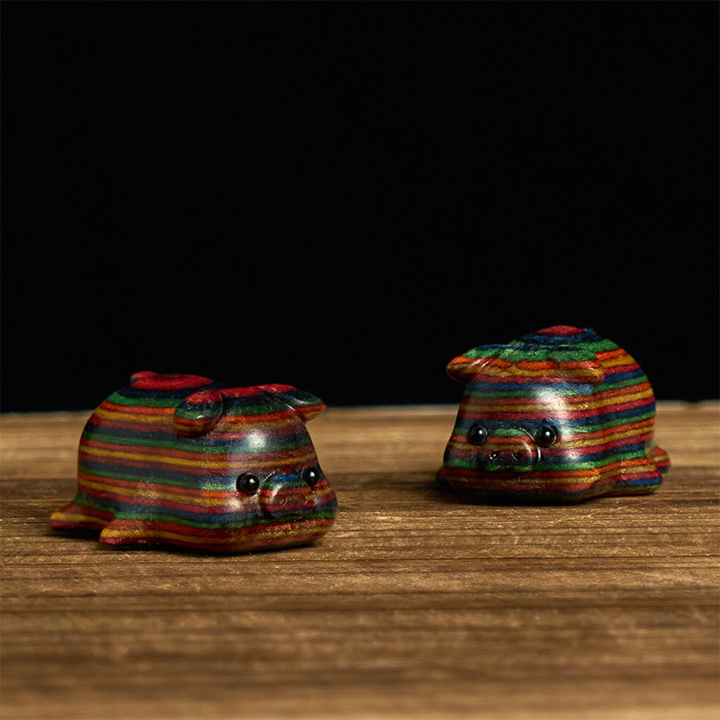 2 mini Buddha Stones talladas con forma de cerdo de eucalipto arcoíris, decoración positiva - image 1