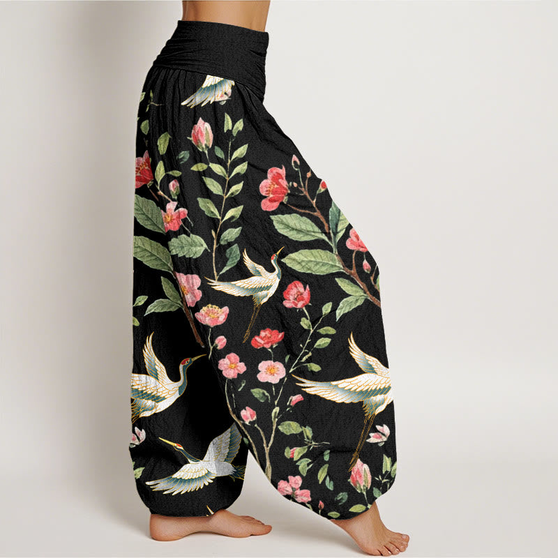 Pantalones bombachos de mujer con cintura elástica, estampado de flores rojas y grullas, de algodón, estilo casual, con Buddha Stones. - image 1