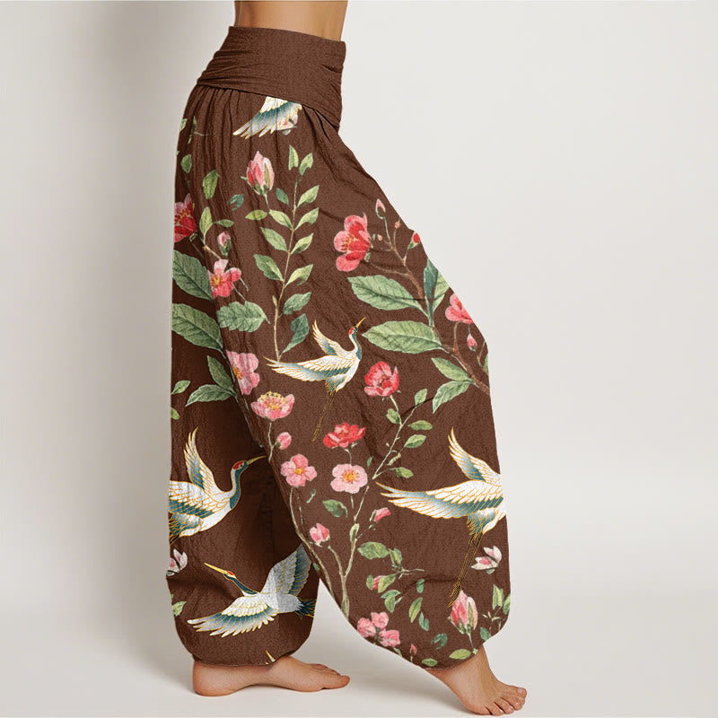 Pantalones bombachos de mujer con cintura elástica, estampado de flores rojas y grullas, de algodón, estilo casual, con Buddha Stones. - image 5