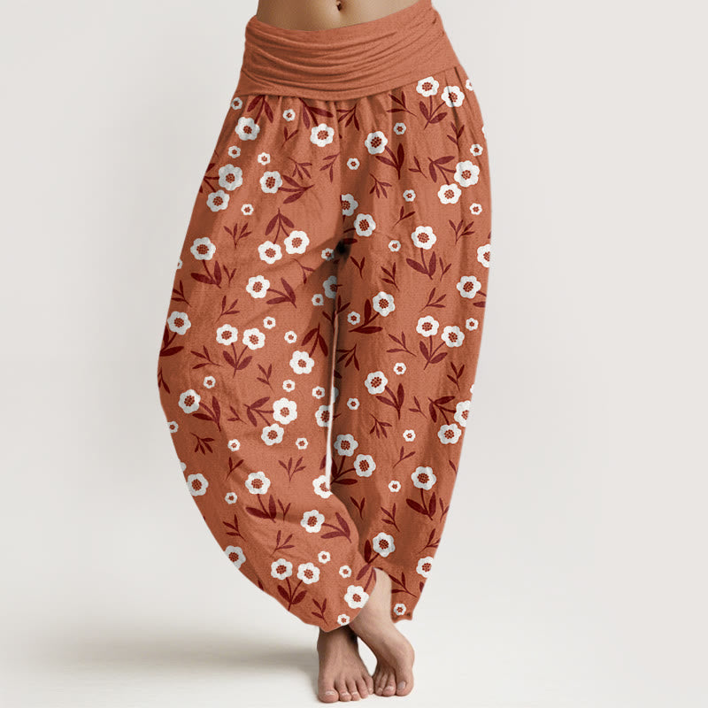 Pantalones bombachos de mujer con cintura elástica, estampado sencillo de flores y hojas, de algodón con Buddha Stones. - Chocolate - US22，UK/AU26，EU54 (6XL) - image 0