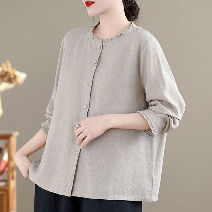 Camisa de mujer con cuello redondo y volantes, diseño de botones de color liso y Buddha Stones para primavera. - image 9