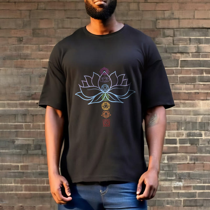 Camiseta de algodón con Buddha Stones, tonos pastel, flor de loto, símbolos de los chakras y meditación. - image 7