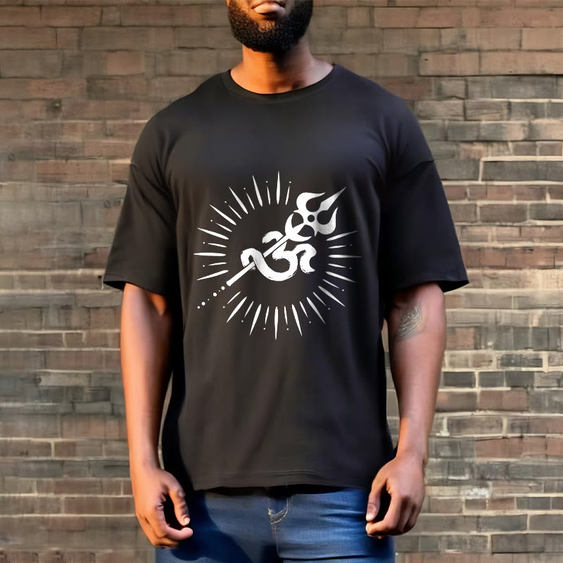 Camiseta informal de algodón con símbolo Om, tridente y líneas radiantes de Buddha Stones - image 3