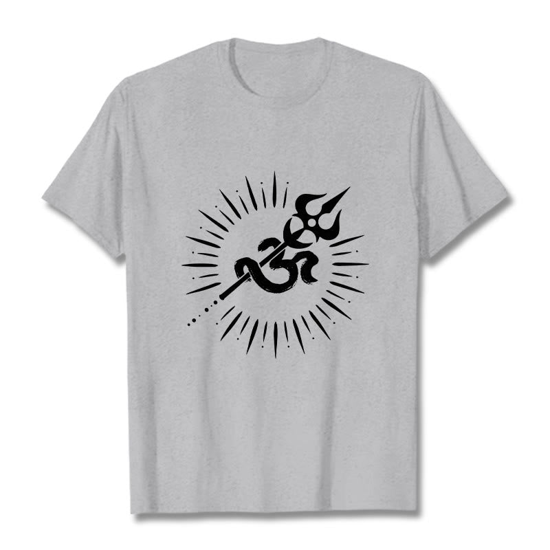 Camiseta informal de algodón con símbolo Om, tridente y líneas radiantes de Buddha Stones - Gris claro - 2XL - image 20