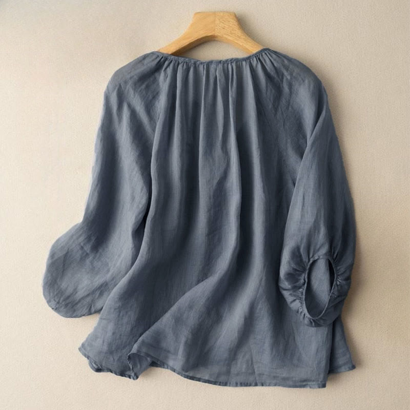 Camisa de algodón con cuello en V y mangas abullonadas de tres cuartos con botones vintage de Buddha Stones para mujer - image 2