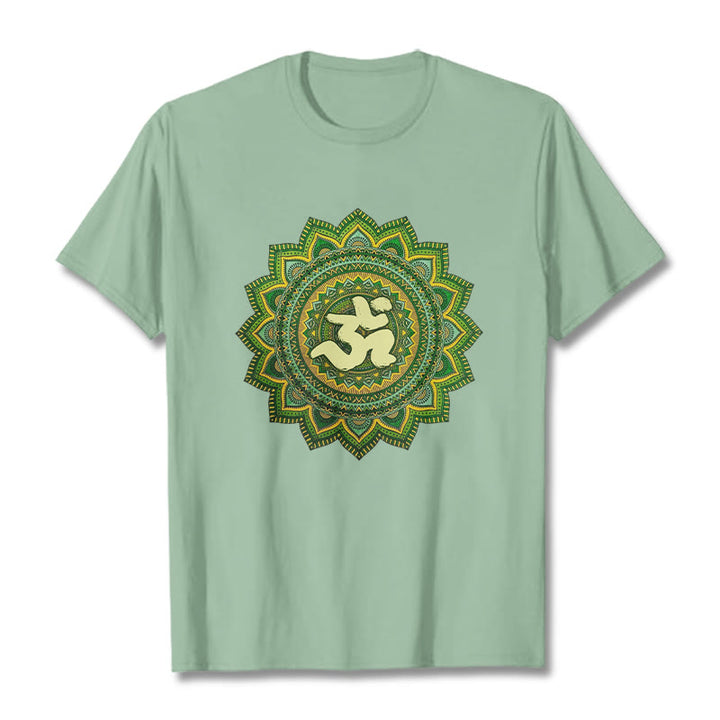 Camiseta informal de algodón con estampado de símbolo Om y mandala verde de Buddha Stones - Verde pálido - 2XL - image 15