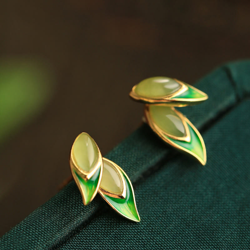 Pendientes de prosperidad con hojas de jade y piedras de Buddha Stones en plata de ley 925  - Jade Hetian (postes de plata de ley 925) - image 1